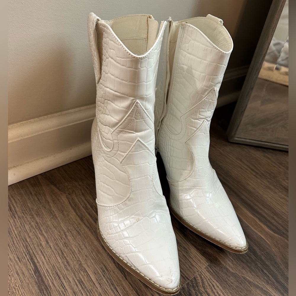 White Cowgirl Boots - Picture 2 of 2